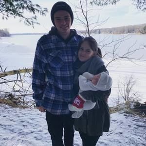 Meet your Posher, Ethan